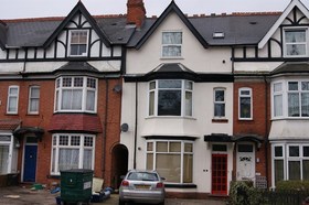 5 bedroom Terraced for sale